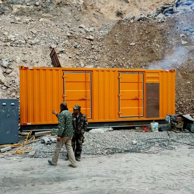 商都如何选择适合自己的 800KW 柴油发电机组?