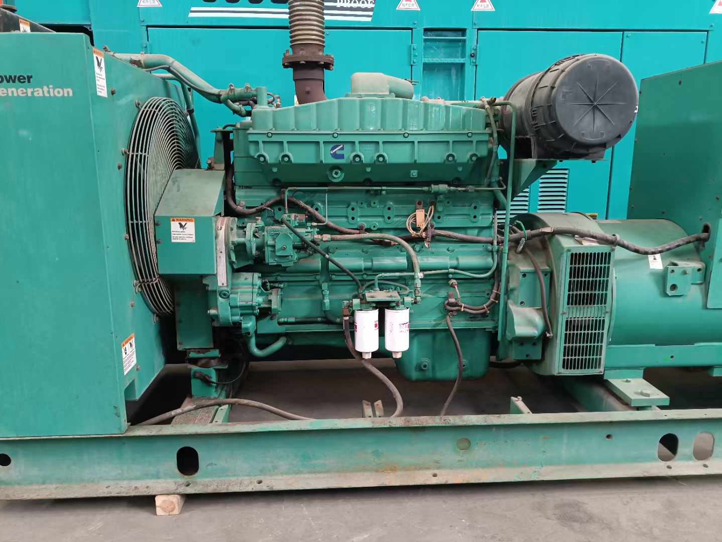 商都过载会对 600kW 柴油发电机组造成哪些损害？