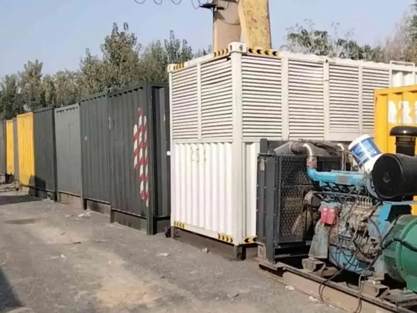 商都200KW柴油发电机机组每小时油耗是多少？