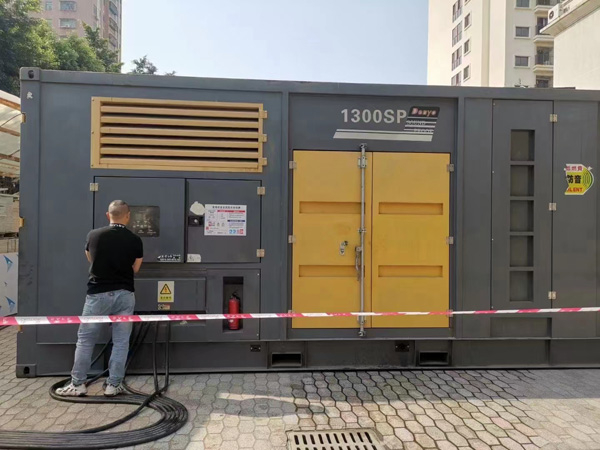 商都500KW发电机组冬季应该配多大的启动电瓶？